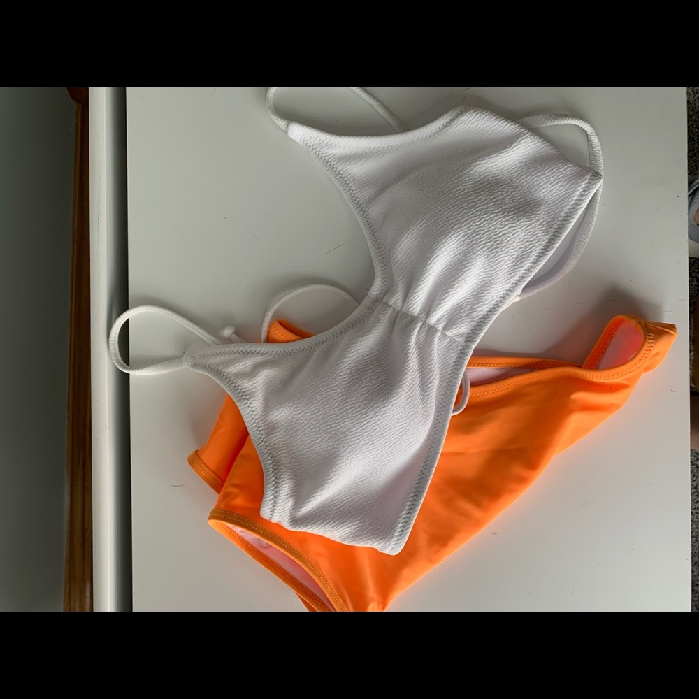 Bathing suit